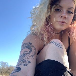 Meet your Posher, Ciara